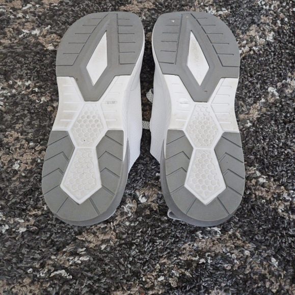 Calvin Klein NWB - Picture 3 of 8